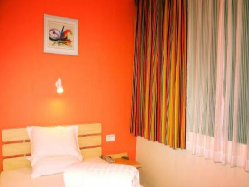 7Days Inn Sanqiao Hou Ba Гуейян Екстериор снимка